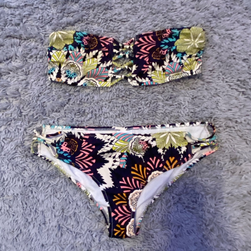strapless Two piece swim suit